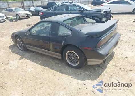 1987 Pontiac Fiero Gt z USA, uszkodzony, nr VIN 1G2PG1198HP209135
